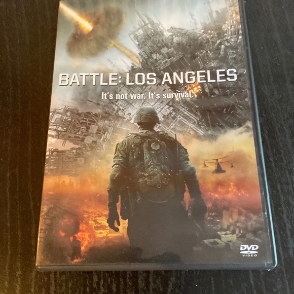 DVD - Battle: Los Angeles.  V11 - Picture 1 of 4